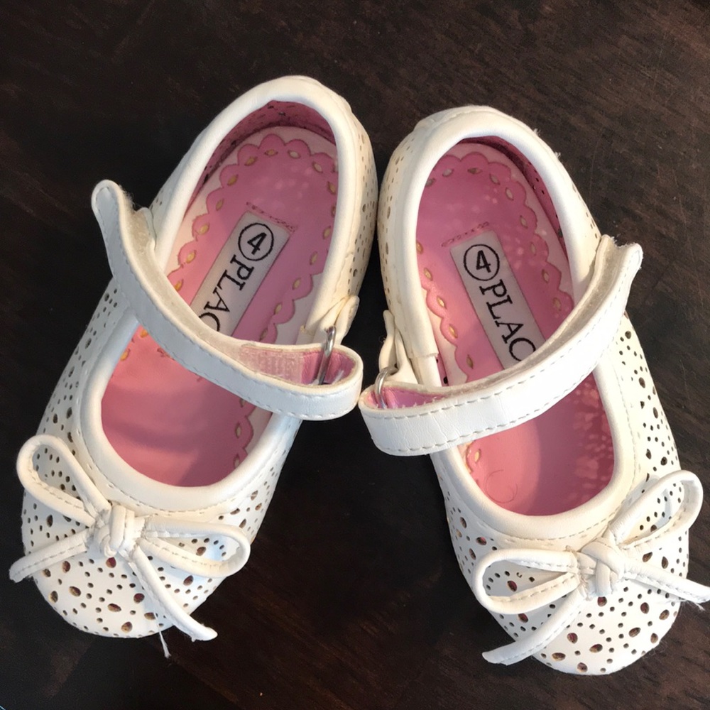 Baby flats